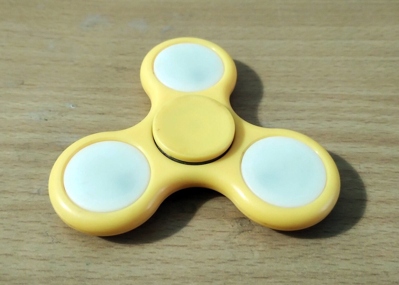 Yellow fidget spinner